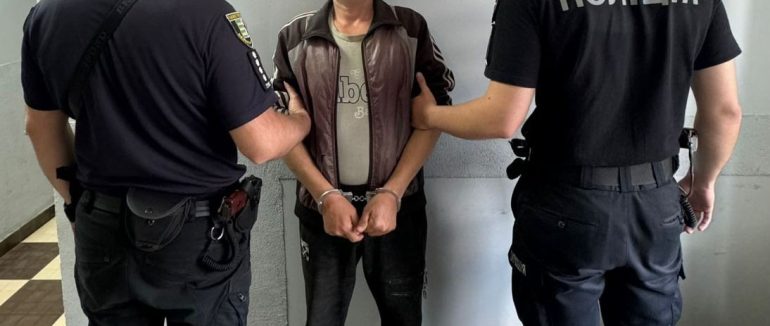 На Рахівщині поліція затримала зловмисника, який скоїв замах на вбивство односельця