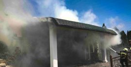 Берегівські вогнеборці загасили пожежу в альтанці