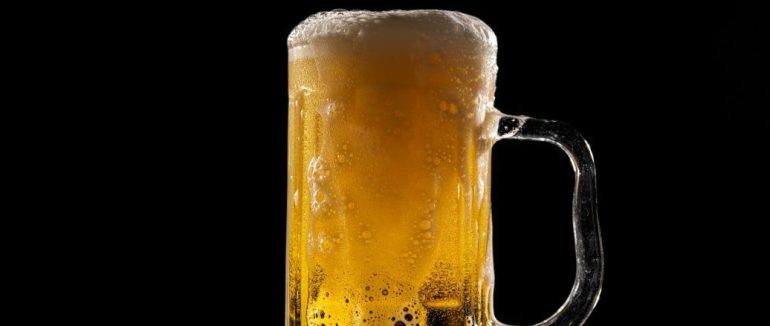 Виявляється, пиво корисне: дієтологи розповіли як випивати без побоювань