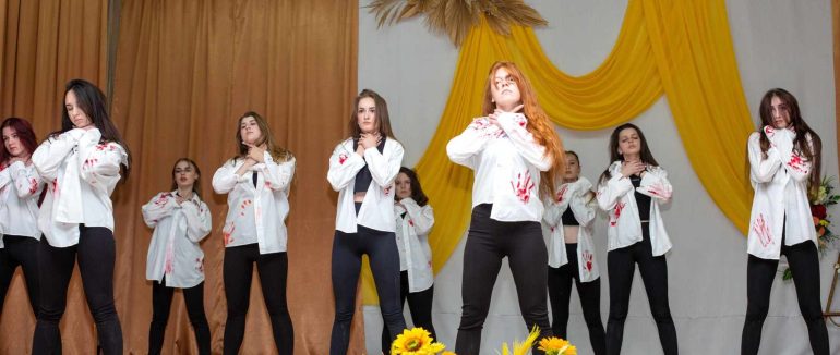 Благодійний концерт до дня матері “Рідна мати моя”