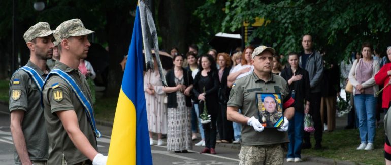 Загинув військовий з Лисичанська Юрій Семиряжко