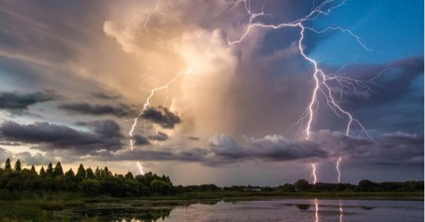 Насувається сильна негода: на Закарпатті оголошино штормове попередження