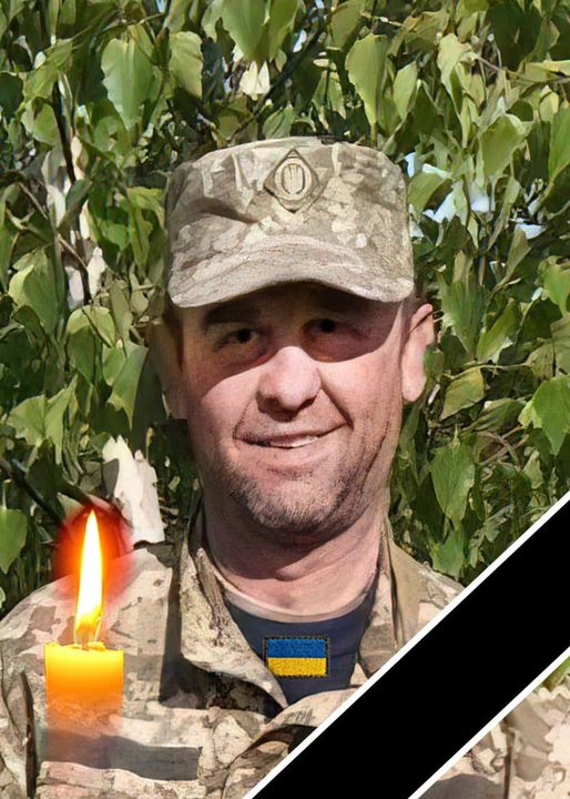 На Закарпаття провели в останню дорогу полеглого на війні Героя Сергія Пойду