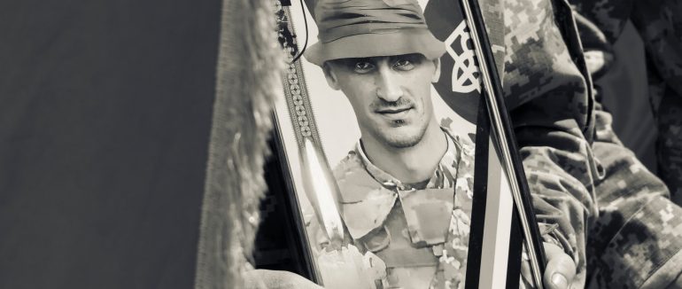 У Мукачеві попрощалися з полеглим Героєм – Василем Улинцем