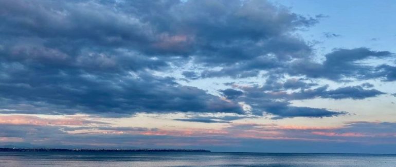 Гороскоп на 29 червня для всіх знаків зодіаку: день неприємних відкриттів щодо близьких людей