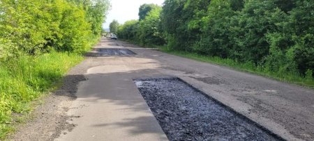 Ремонт доріг місцевого значення проводять у Холмківській територіальній громаді Ужгородського району