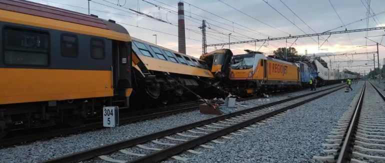 МЗС України: в аварії потягів у Чехії загинуло 2 українки