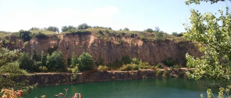 В Ужгороді у кар’єрі вилучили тіло юнака