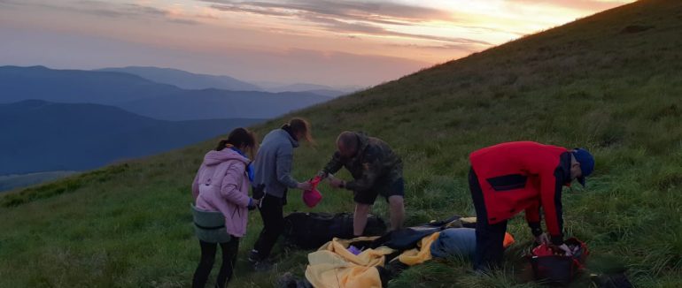 За добу закарпатські гірські рятувальники двічі допомагали гостям Українських Карпат
