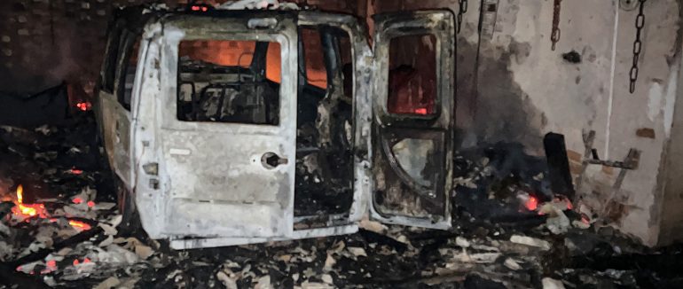 Горіли житловий будинок, літня кухня та хлів: значну пожежу ліквідували вогнеборці на Хустщині