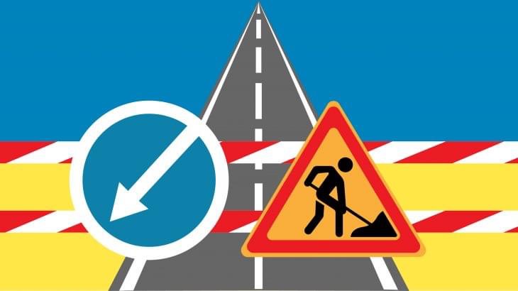 На одній з вулиць Ужгорода ускладнений рух транспорту