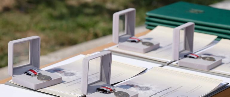 Голова Закарпатської ОВА нагородив бійців Національної гвардії