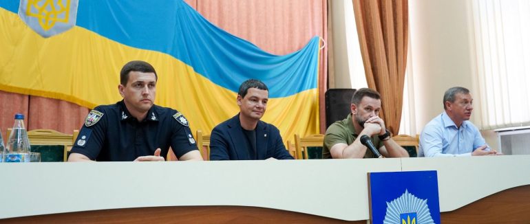 Національній поліції України 9 років: закарпатських поліцейських відзначили за віддану службу