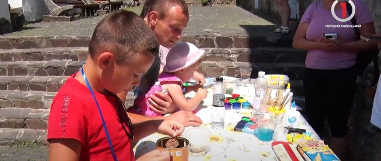 У Мукачівському замку пройшов наймасштабніший фестиваль «Амбасадор дитинства» (ВІДЕО)