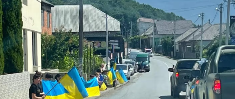 На Закарпатті провели в останню дорогу Героя Михайла Мадяра