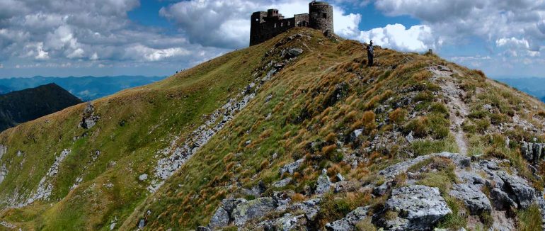 В ДПСУ заборонили сходження на Піп Іван Чорногірський, Беребенскул та інші туристичні маршрути Карпат