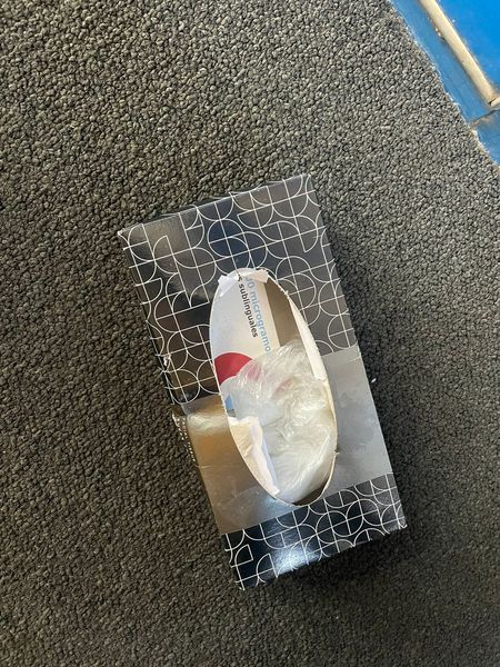 Наркотики в потягу: пасажири зі Словаччини їхали з марихуаною у вагоні (ФОТО)