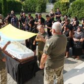 У Мукачеві попрощалися із 40-річним захисником України Павлом Подолеєм (ФОТО)