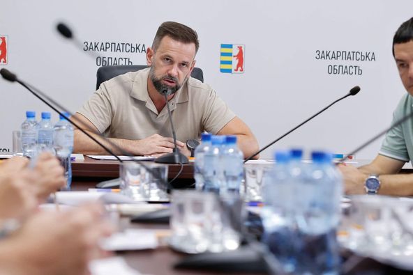 Обласне засідання: представники ОВА і тергромад Закарпаття обговорили ключові теми регіону