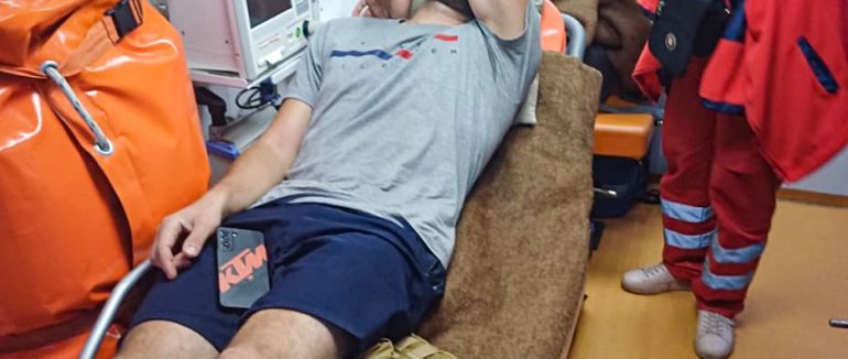 На Закарпатті гірські рятувальники допомогли туристу з Чехії, якому стало погано в горах