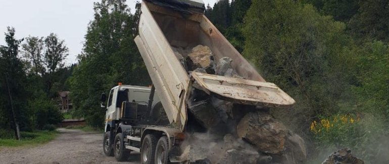 На Хустщині проводять аварійно-відновлювальні роботи