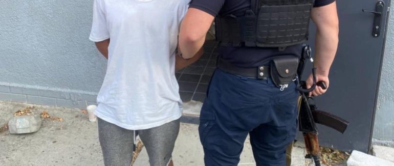 В Ужгороді патрульні затримали чоловіка, який намагався обікрасти чуже приміщення