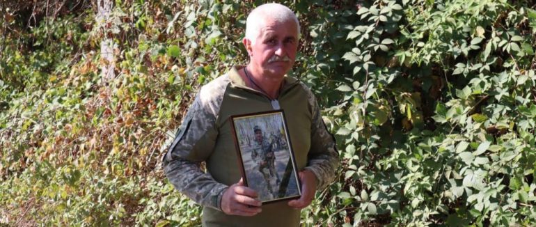 На Тячівщині прощалися із загиблим Героєм