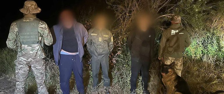 На Закарпатті прикордонники затримали трьох “ухилянтів”