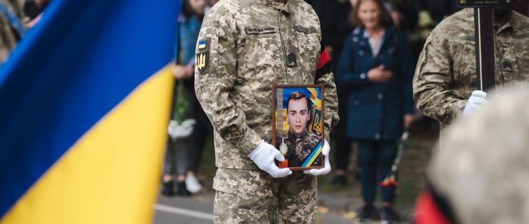В Ужгороді попрощалися із солдатом, стрільцем-помічником гранатометника Міланом Романчаком