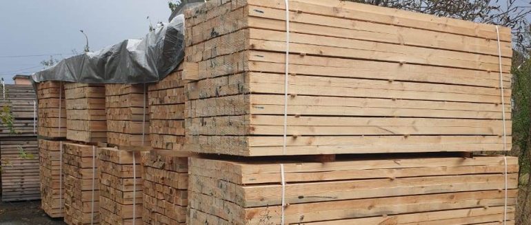 Закарпатські митники задокументували «липові» документами на експорт пиломатеріалів із сосни