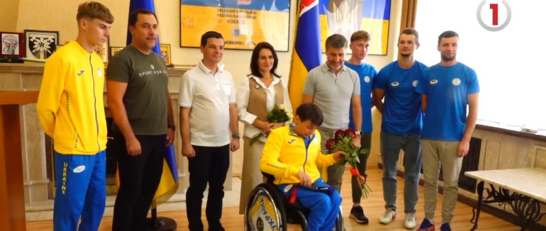 Нагороди для «особливих»: керівництво Закарпаття відзначило паралімпійців (ВІДЕО)