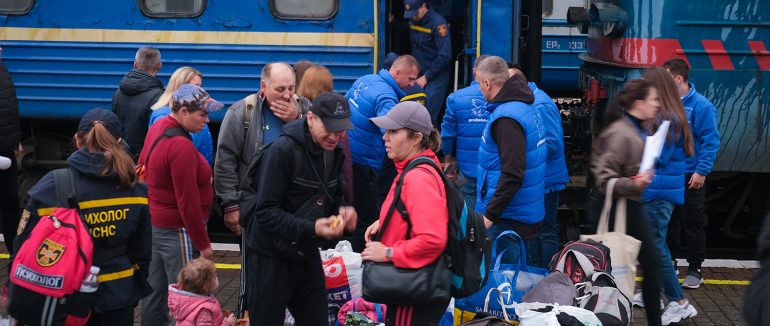 На Закарпаття прибув черговий евакуаційний потяг з Донеччини