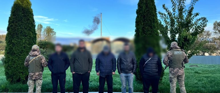 Закарпатські прикордонники затримали 5 втікачів