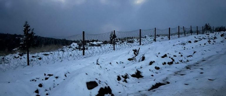 Закарпатські прикордонники попереджають: у горах на західному кордоні випав сніг