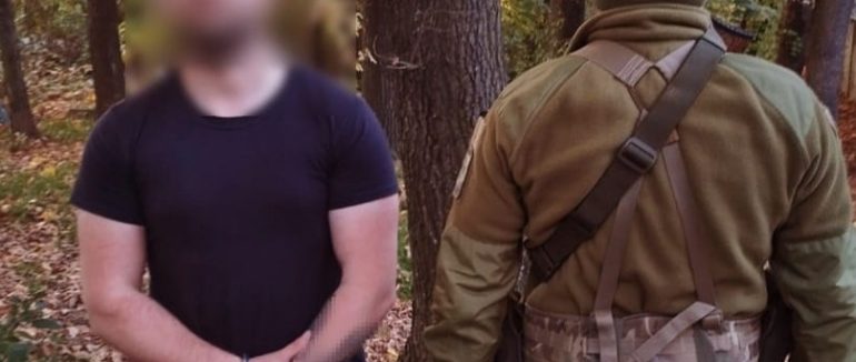 У лісі на Закарпатті виявили одесита, який втікав з ЄС