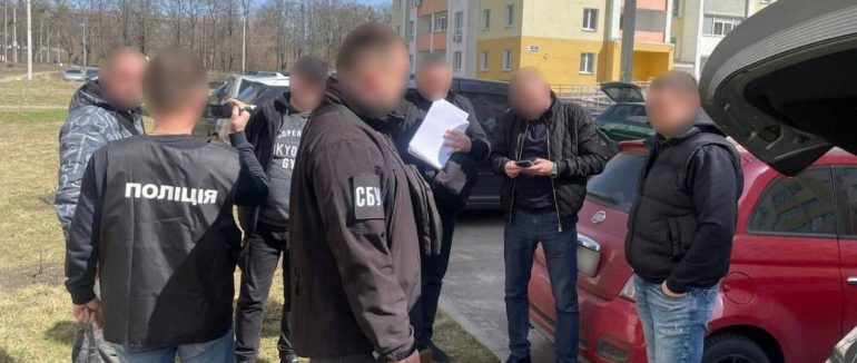 Незаконно привласнили 3 млн гривень з бюджету громади: в Ужгороді перед судом постане харківський підприємець та його спільник