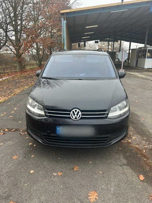 На кордоні з Угорщиною виявили розшукуваний Інтерполом “Volkswagen”