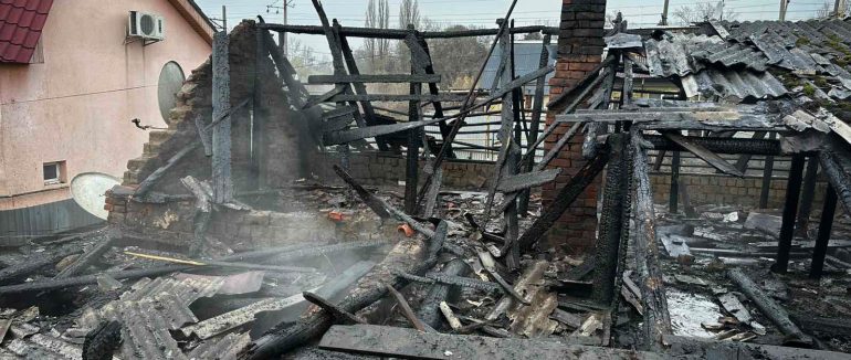 Бійці ДСНС Ужгорода врятували від знищення житловий будинок