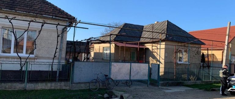 Конфлікт завершився смертю: Закарпатка вбила ножем свого чоловіка