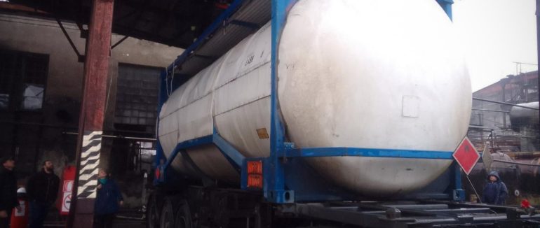 У Перечині двоє чоловіків ледь не загинули під час очищення цистерни