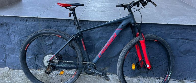 В Ужгороді затримали зловмисника, який викрав велосипед з підʼїзду багатоповерхівки