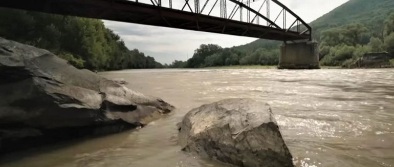 У річці Тиса виявили тіло 39-річного чоловіка