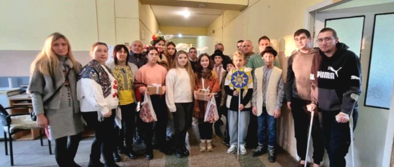 Коляди для військових у лікарні Святого Мартина