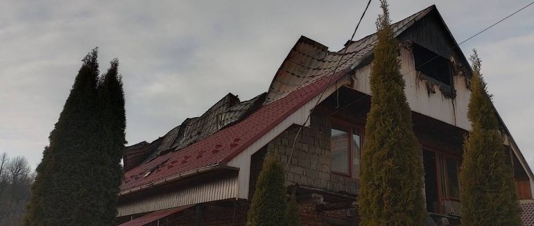 У Перечині трапилась значна пожежа в двоповерховому житловому будинку