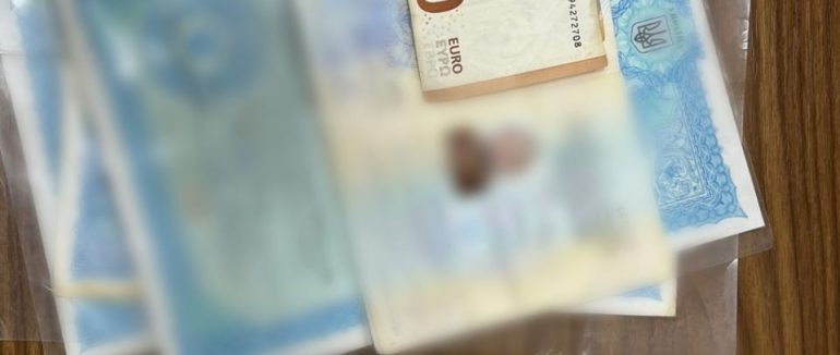 Закарпатець намагався вивезти за кордон 13-річну дівчинку за хабар