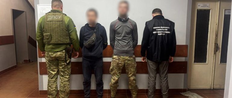 Брудні, подряпані, але живі: шестеро порушників планували перепливати Тису