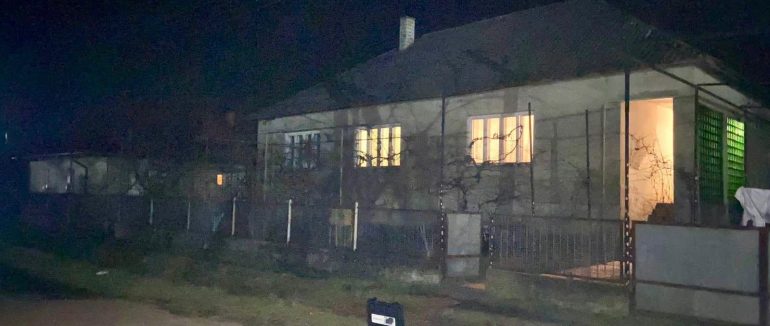 На Ужгородщині поліція затримала зловмисника, який вчинив замах на вбивство свого батька