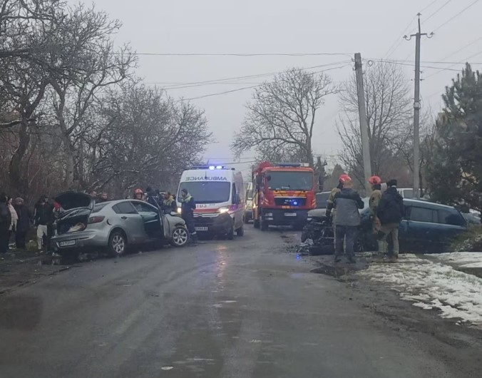 ДТП на Ужгородщині: зіткнулися два автомобілі