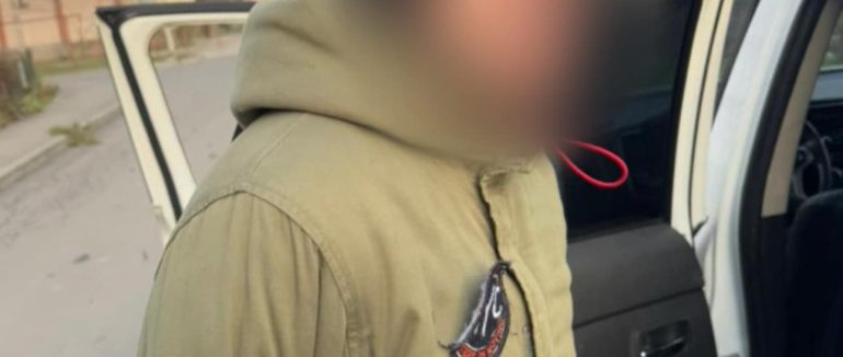 В Ужгороді розшукали чоловіка, який вдерся до чужого помешкання