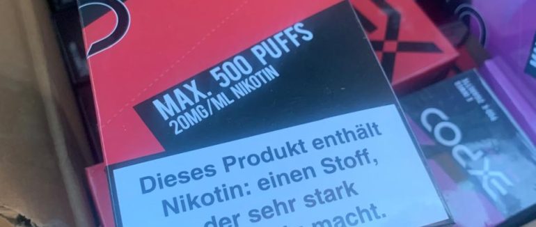 На кордоні зі Словаччиною попередили спробу незаконного переміщення партії електронних сигарет
